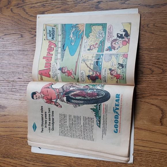 Vintage 60s Little Audrey TV Funtime Vol. 1 No. 1 Harvey Comics Comic Book - Picture 13 of 16